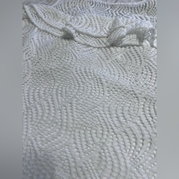 Lilly Pulitzer Ruffle Top - Picture 4 of 8